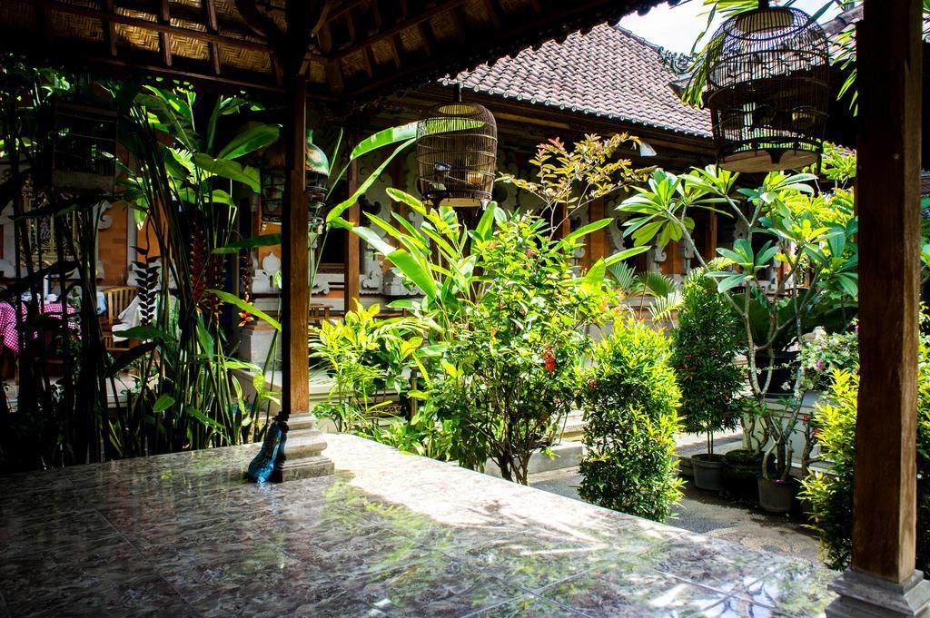 Shiva House Hotel Ubud  Ngoại thất bức ảnh